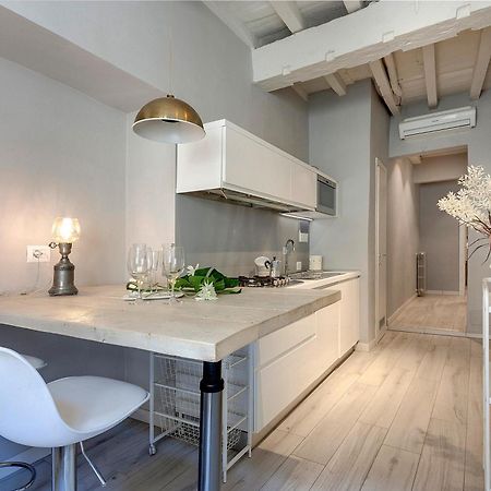 Jake & Francis Apartments By Mamo Florens Exteriör bild